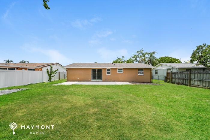 Building Photo - 3303 Jackson Dr
