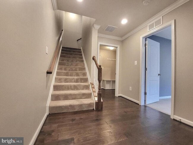 Building Photo - 7439 St Margarets Blvd