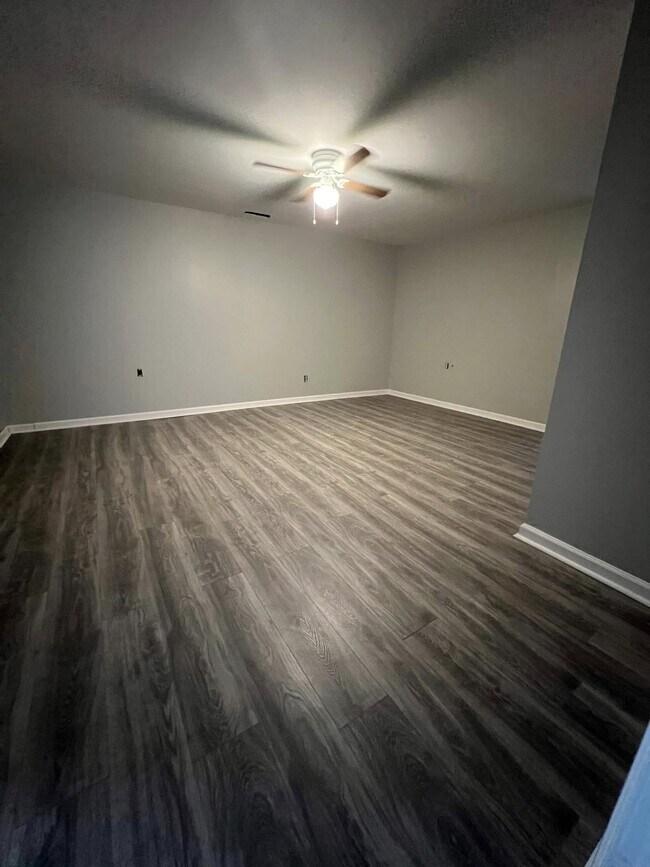 Building Photo - 59 Beaver Rd