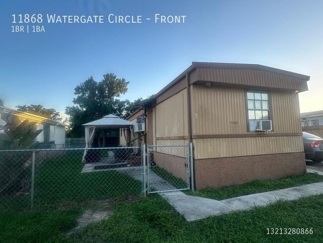 Primary Photo - 11868 Watergate Cir