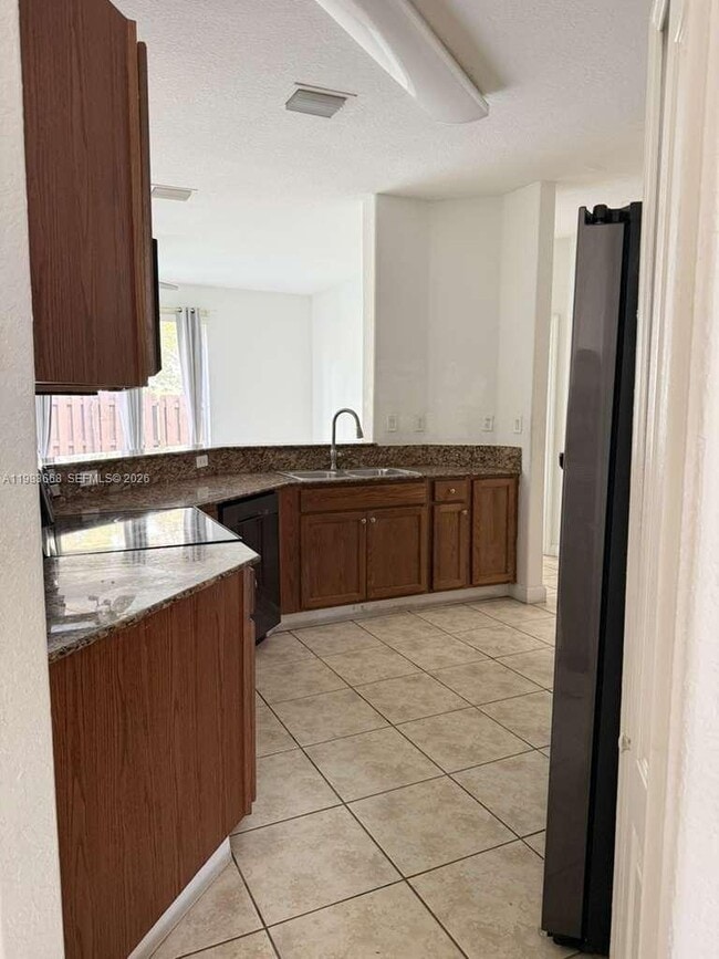 Building Photo - 8683 NW 109th Ct
