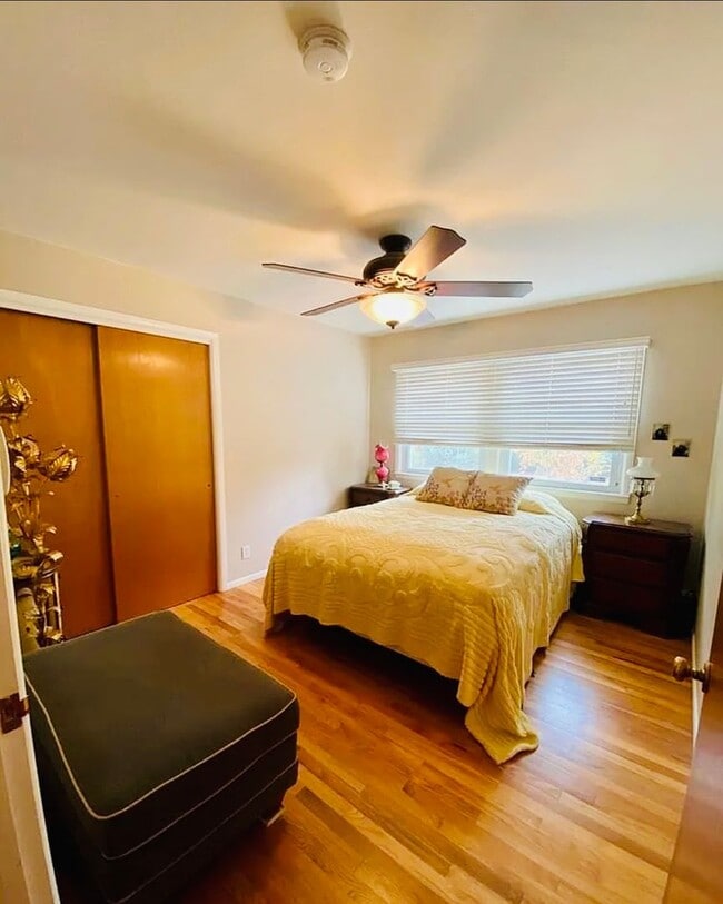 Building Photo - ALL PROSPECTIVE TENANTS MUST SUBMIT A $58 ...