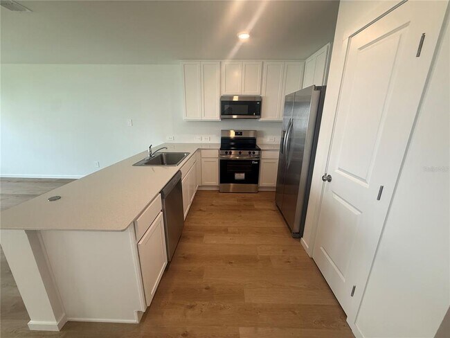 Building Photo - 1562 Plank Pl