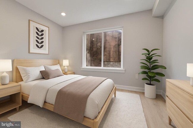 Building Photo - 1432 Ogden St