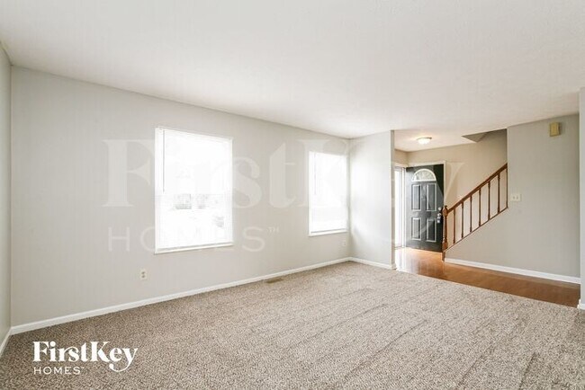 Building Photo - 8365 Castle Ridge Ln