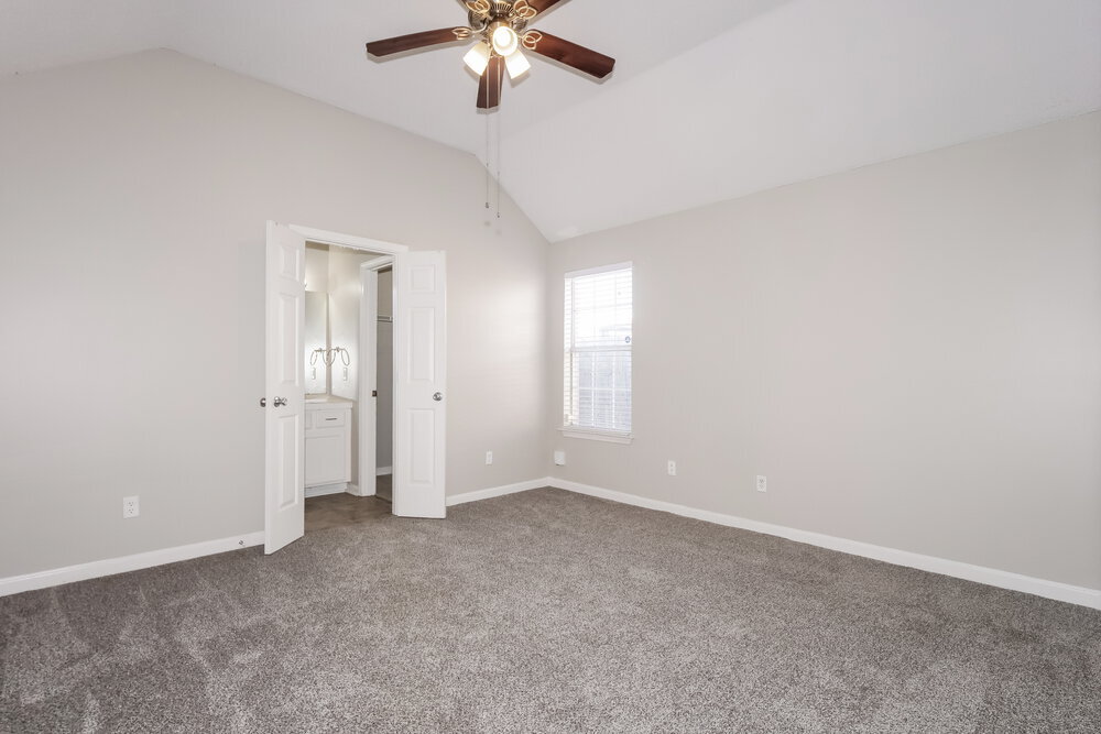 Building Photo - 5596 Walden Valley Cove