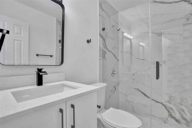 Building Photo - 1960 SW 68th Way