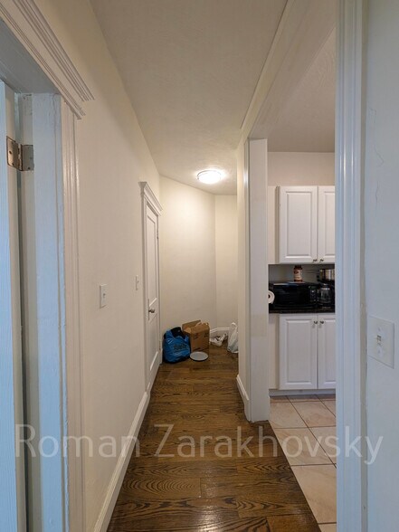 Building Photo - 74 Brainerd Rd