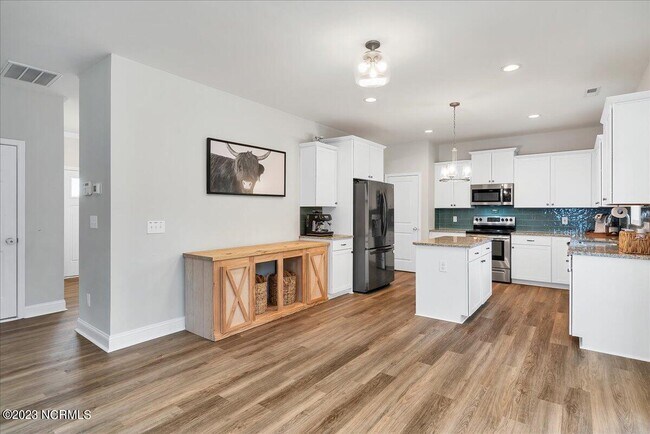 Building Photo - 712 Burley Oak Dr