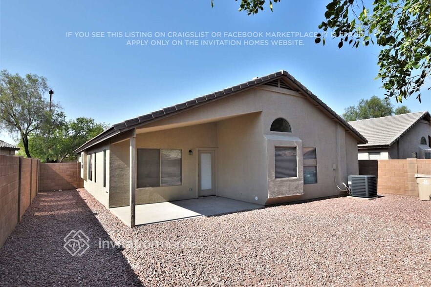Building Photo - 12439 W Rancho Dr