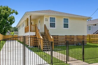 Building Photo - (OTR)3116-18Spain
