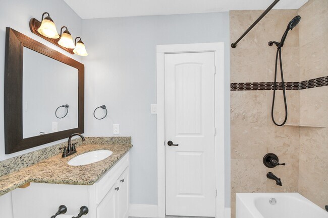 Building Photo - 509 Vincent St