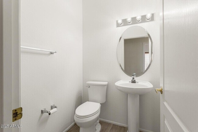 Building Photo - 16115 W Acacia Ct