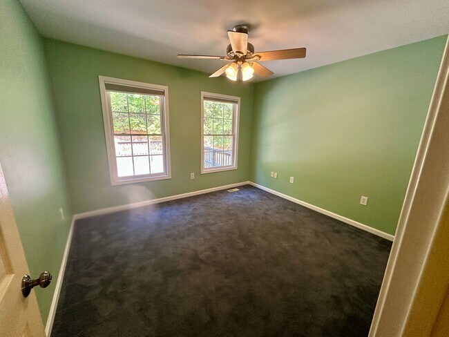 Building Photo - 3 Bedroom Home - Private - Central SC