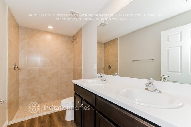 Building Photo - 518 Ganley St