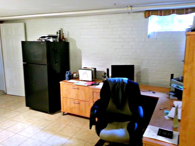 Building Photo - 3 BR / 2 BA Outdoor lovers dream! Near For...