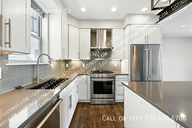 Building Photo - 5630 S Sycamore St