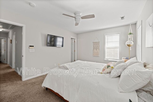 Building Photo - 11339 Dundarrach Ln