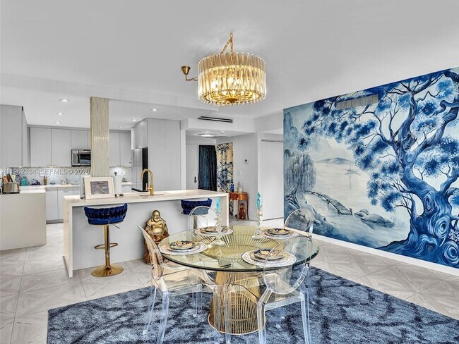 Building Photo - 101 Crandon Blvd