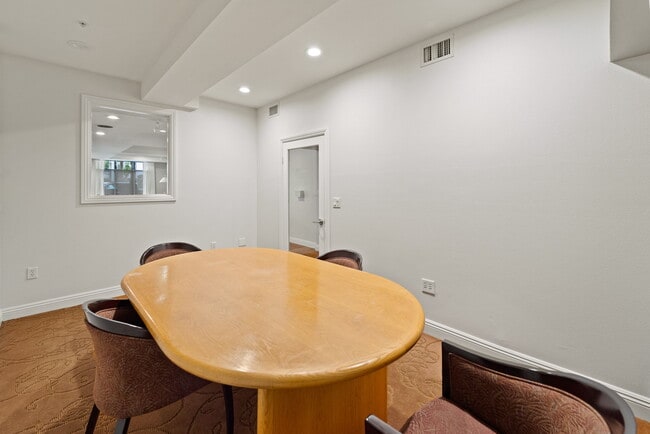 Building Photo - 2400 5th Ave