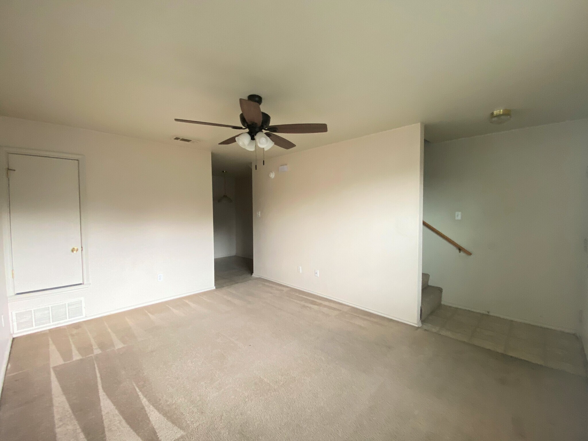 Building Photo - 1610 Aztec Trce