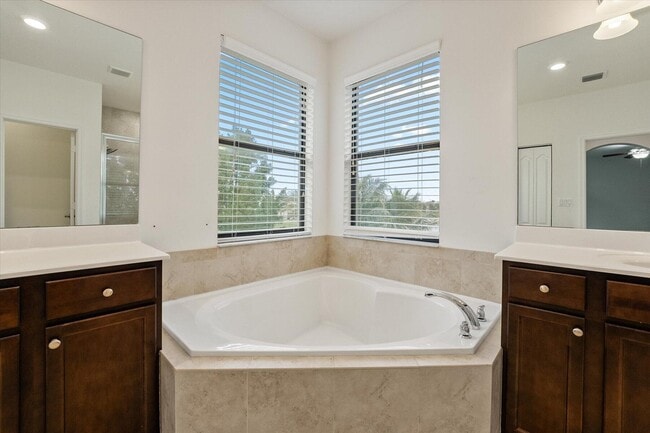 Building Photo - 8903 Sea Chase Dr
