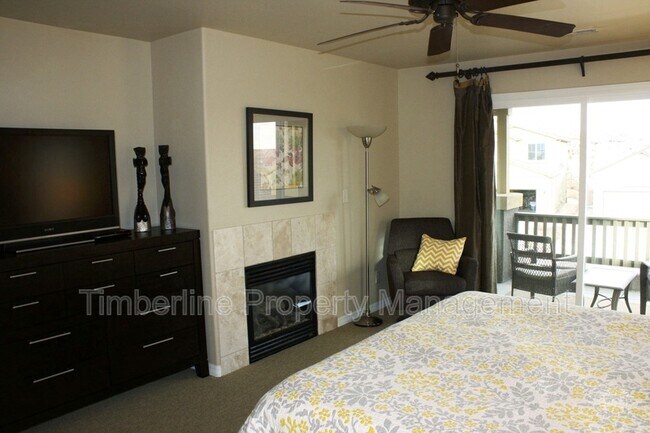 Building Photo - 9920 Paonia Park Pl