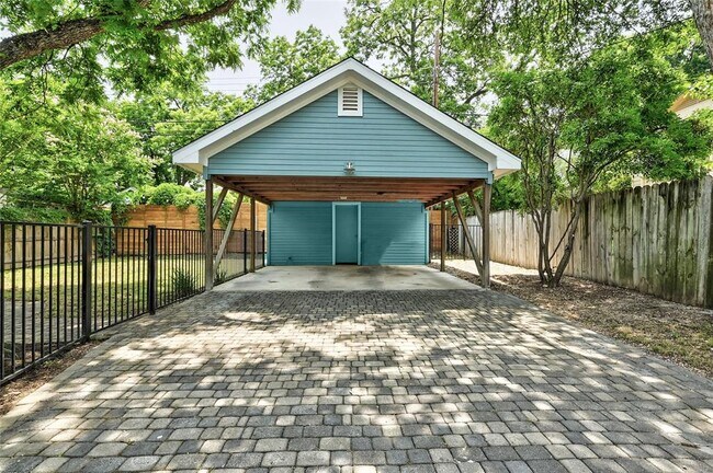 Building Photo - 4615 Ramsey Ave