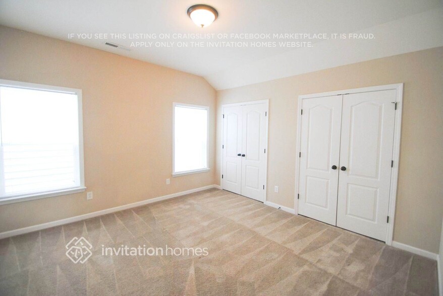 Building Photo - 8317 Willow Branch Dr