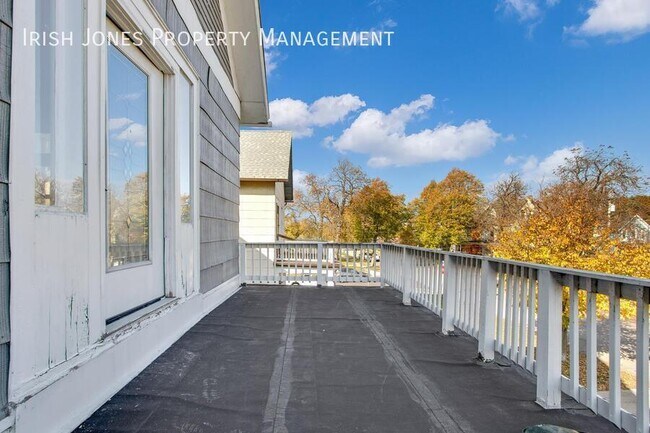 Building Photo - 796 Columbus Pkwy