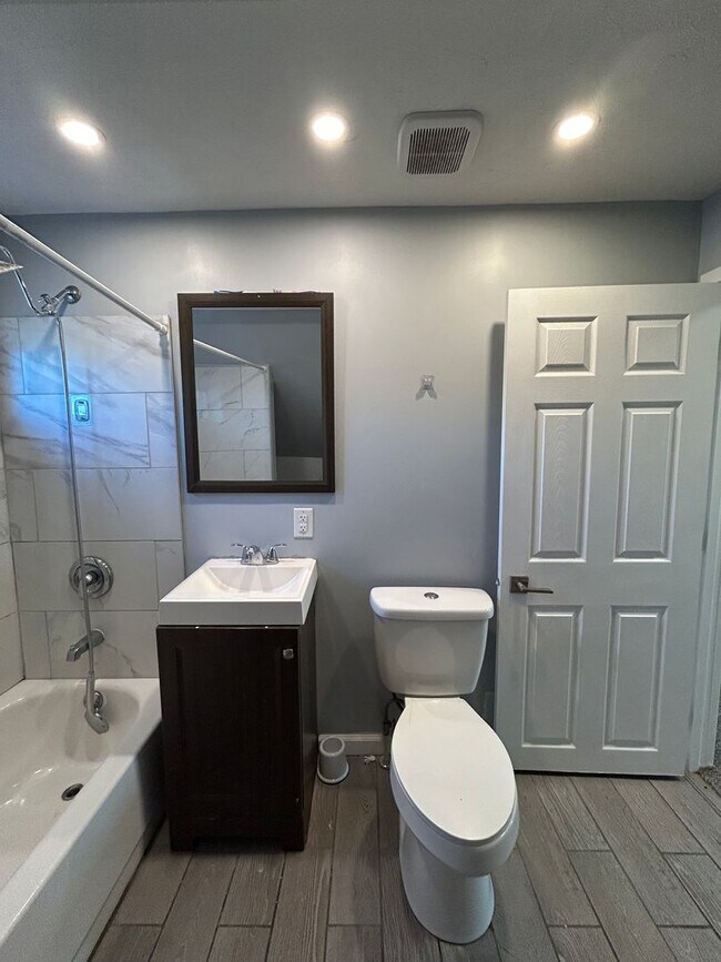 Building Photo - Coming Soon! Updated & Cozy 4-Bedroom Home