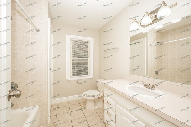 Building Photo - 3353 Berkeley Rd