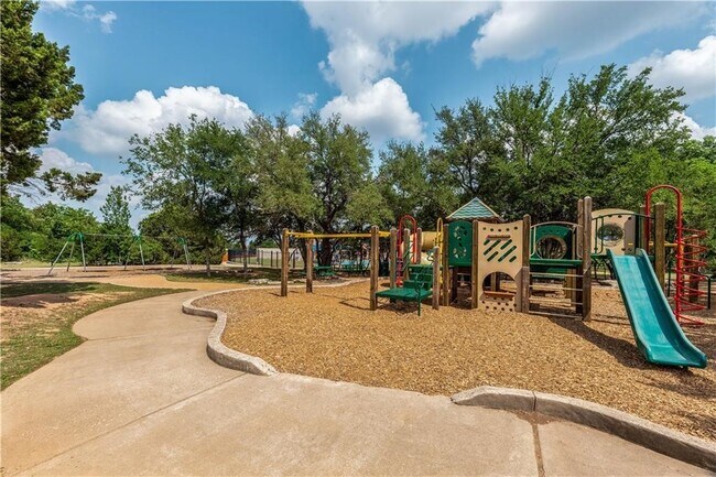 Building Photo - 4500 Aria Cove