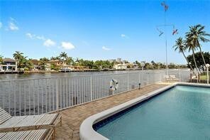 Building Photo - 3100 NE 49th St