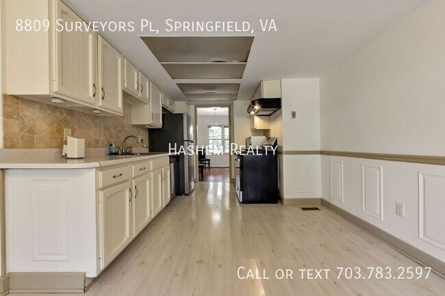 Building Photo - 8809 Surveyors Pl