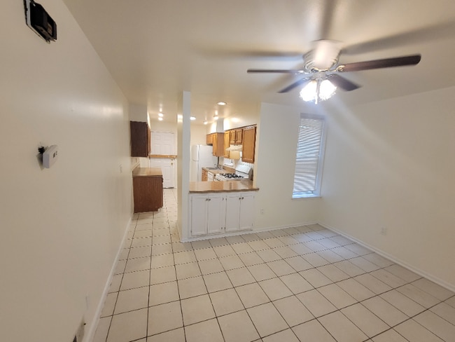 Building Photo - 1726 Druid Hill Ave