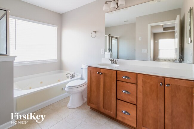 Building Photo - 7006 Meadowsweet Ln