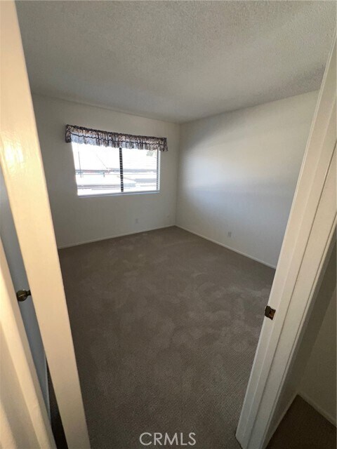 Building Photo - 1435 Westmont Dr