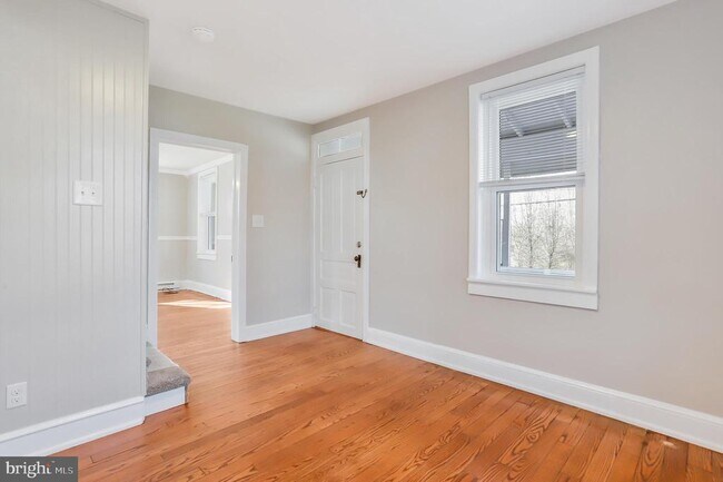 Building Photo - 8964 Anthony Hwy