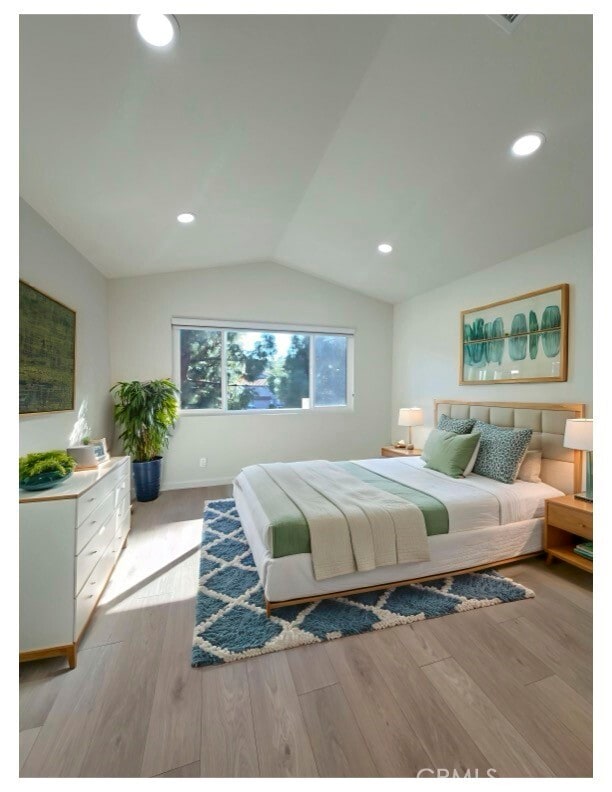 Building Photo - 25032 Sanoria St