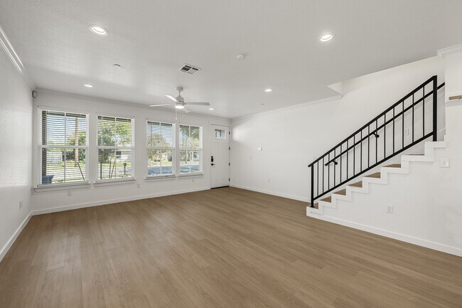 Building Photo - 1416 Speight Ave