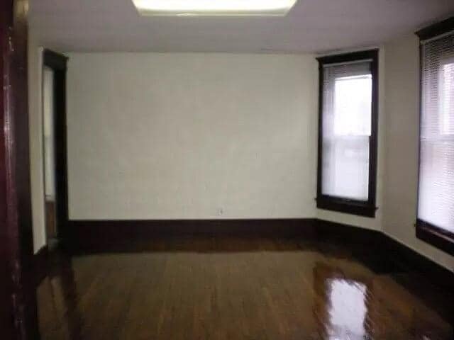 Building Photo - 502 S Walnut Ave