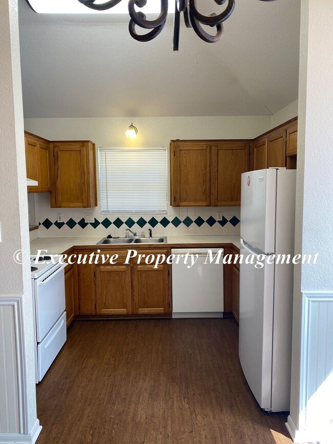 Building Photo - 917 Whirlaway Dr