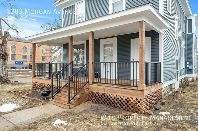 Building Photo - 1203 N Morgan Ave