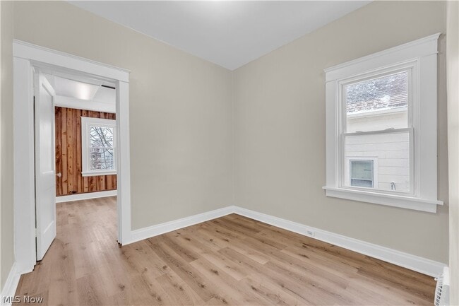 Building Photo - 1041 E 169th St