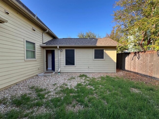 Building Photo - 1309 Olander St