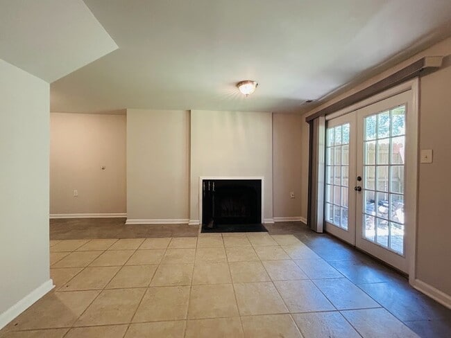 Building Photo - 3503 Aviary Way