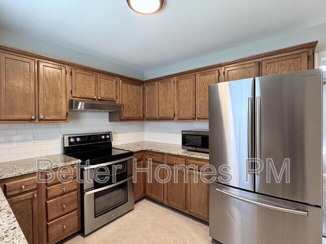 Building Photo - 1403 Buckhorn Rd