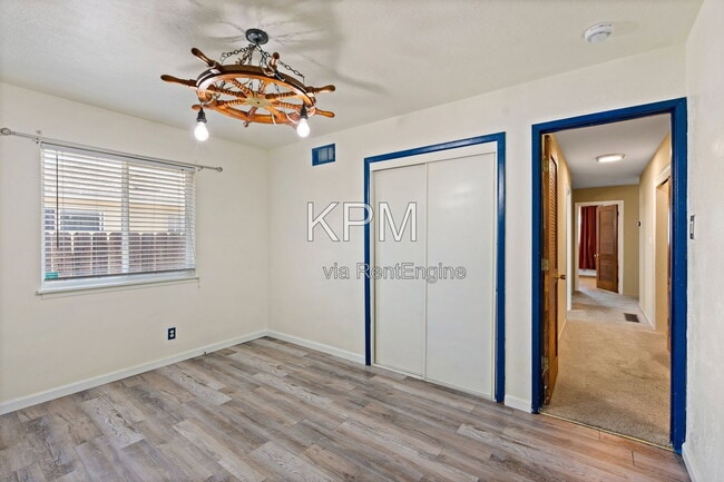 Building Photo - 2155 Portola Ave