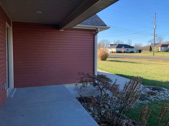 Building Photo - New & Improved Price!